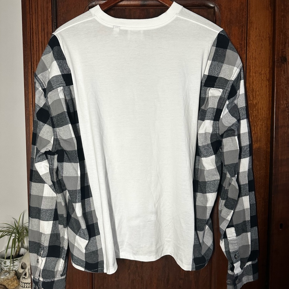 Reworked Burberry T-shirt Flannel - Picture 7 of 8
